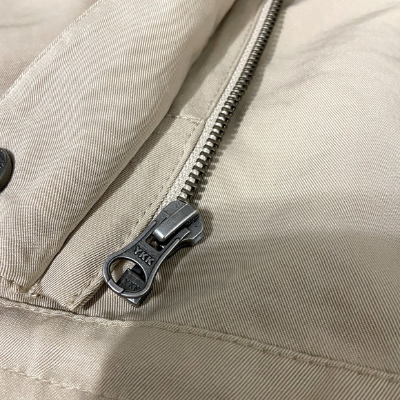 Tan Jacket || Size Large - Picture 3 of 3